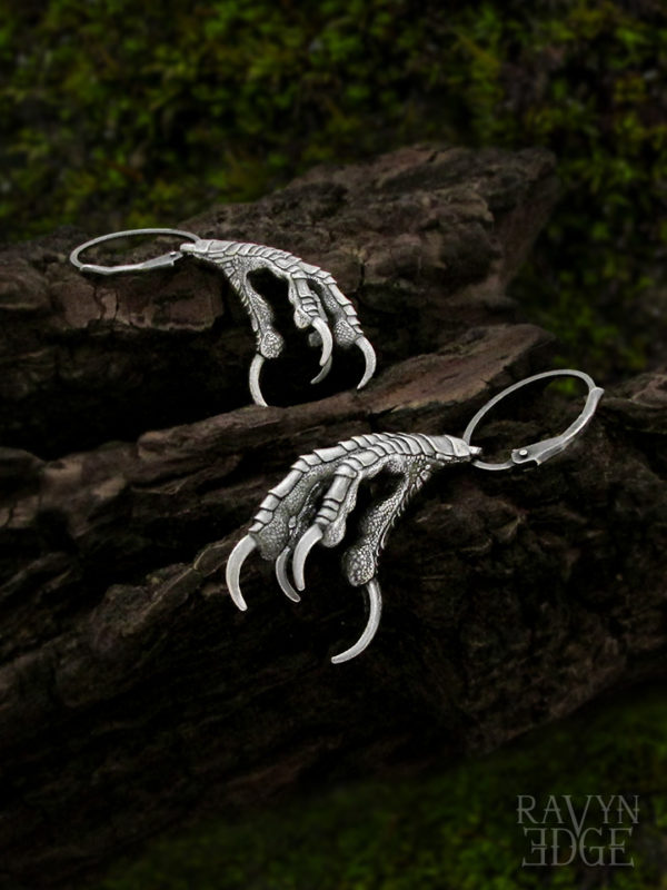 Crow claw earrings in sterling silver