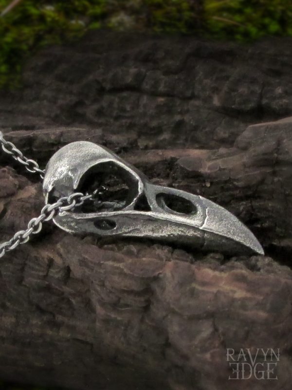 Large sterling silver raven skull pendant necklace
