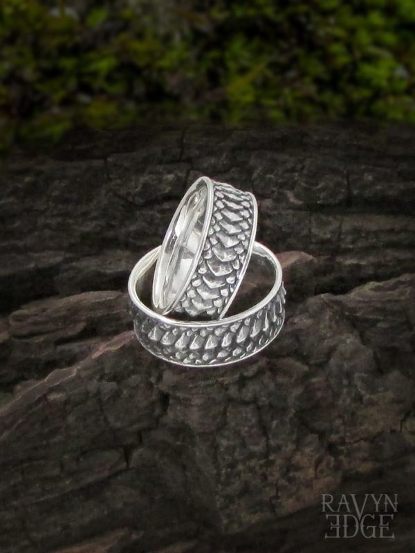 Wide band gothic couple rings with dragon scale texture