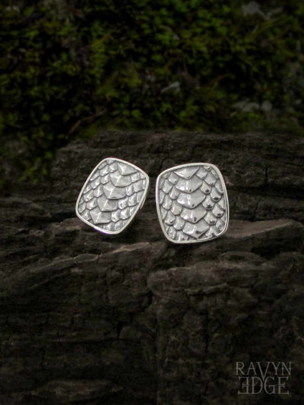 Dragon scale gothic cufflinks for wedding, cool cufflinks