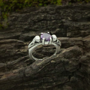 Raven Skull Ring with Amethyst