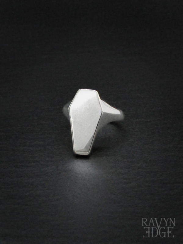 Sterling silver moon ring, crescent moon signet ring