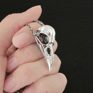 Raven Skull Necklace – Medium