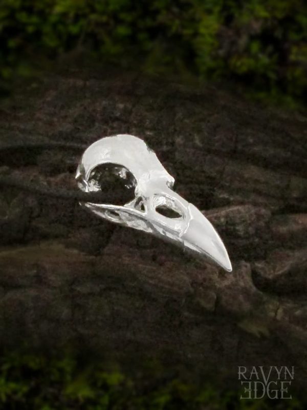 Large sterling silver raven skull pendant necklace